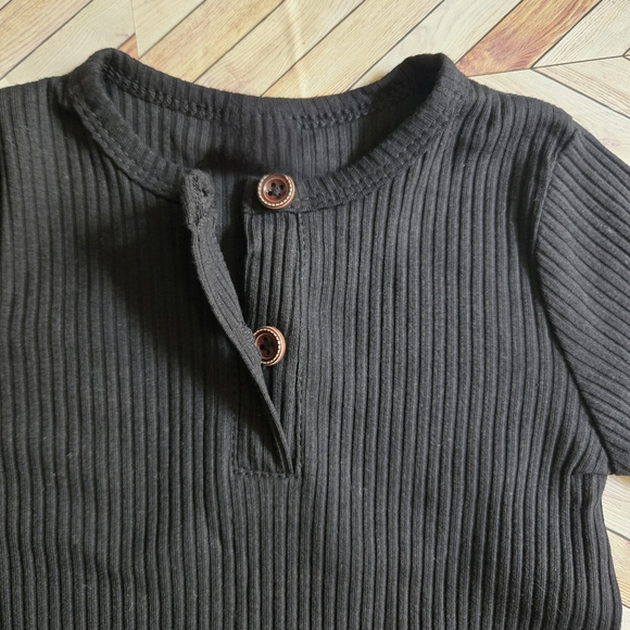 Baby Boy Girl Ribbed Black Long Sleeve Front Button Jumpsuit Cotton One Piece - Picture 3 of 8